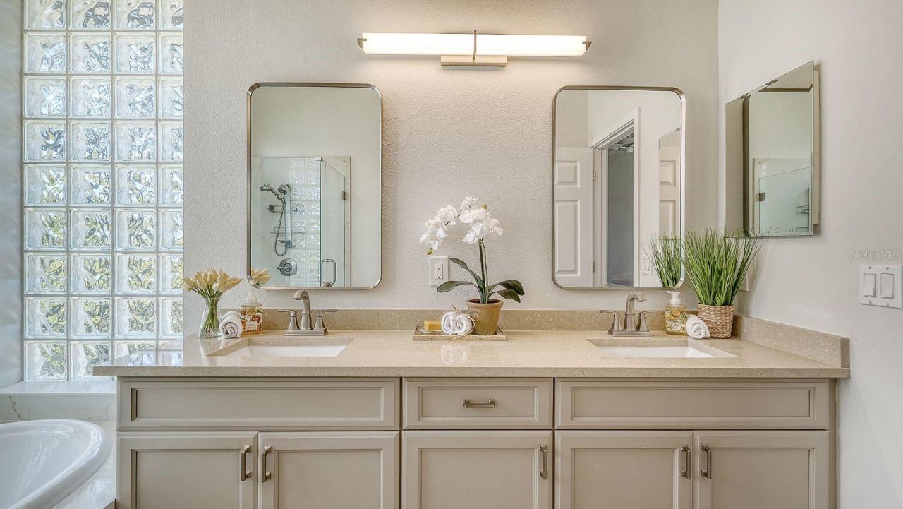 7823 Heritage Classic Court, Lakewood Ranch, FL 34202 Photo