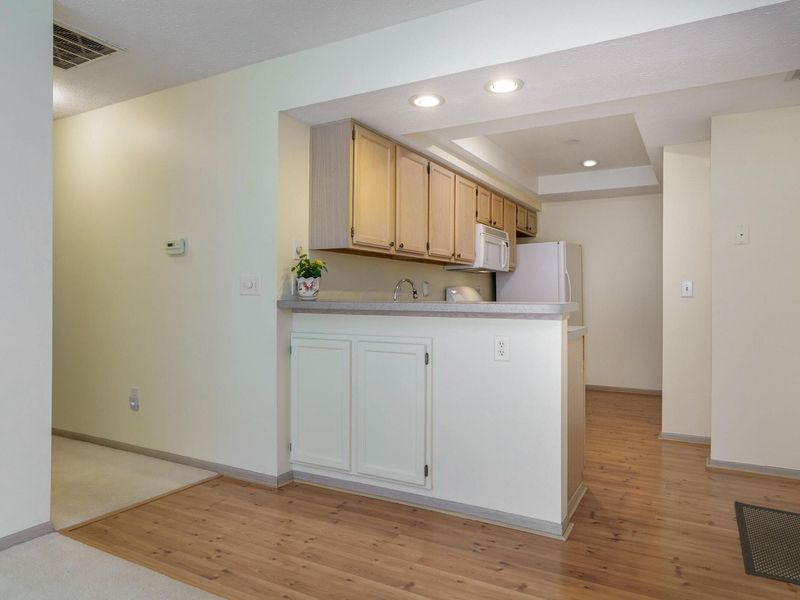 3832 Falls Circle Drive, Unit 22, Hilliard, OH 43026 Photo 15