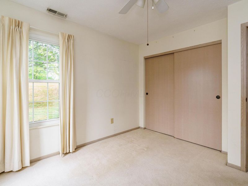 3832 Falls Circle Drive, Unit 22, Hilliard, OH 43026 Photo 24