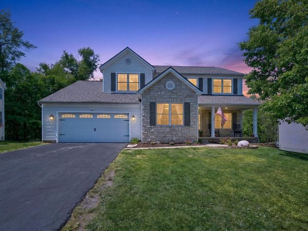2594 Crestview Woods Drive , Newark, OH 43055