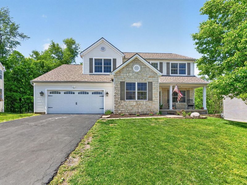 2594 Crestview Woods Drive, Newark, OH 43055 Photo 2
