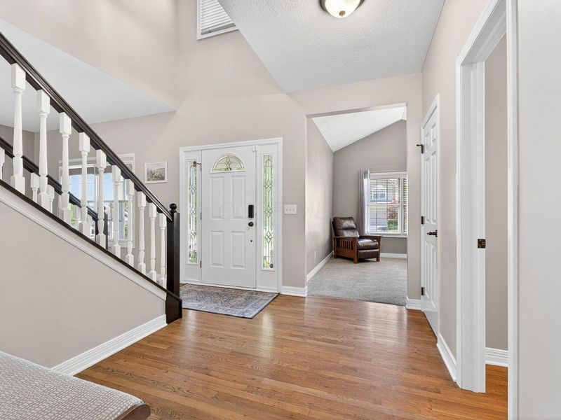2594 Crestview Woods Drive, Newark, OH 43055 Photo 8