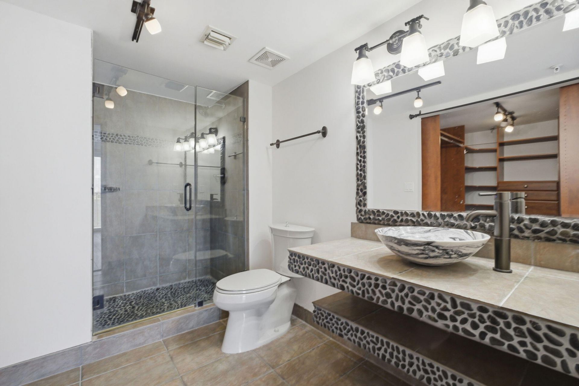 3901 S Flagler Drive, Unit 802, West Palm Beach, FL 33405 Photo