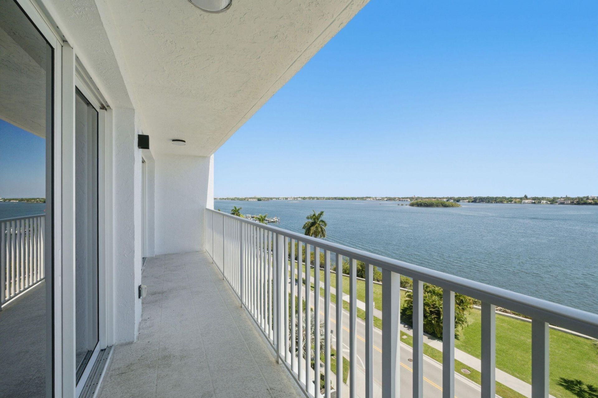 3901 S Flagler Drive, Unit 802, West Palm Beach, FL 33405 Photo