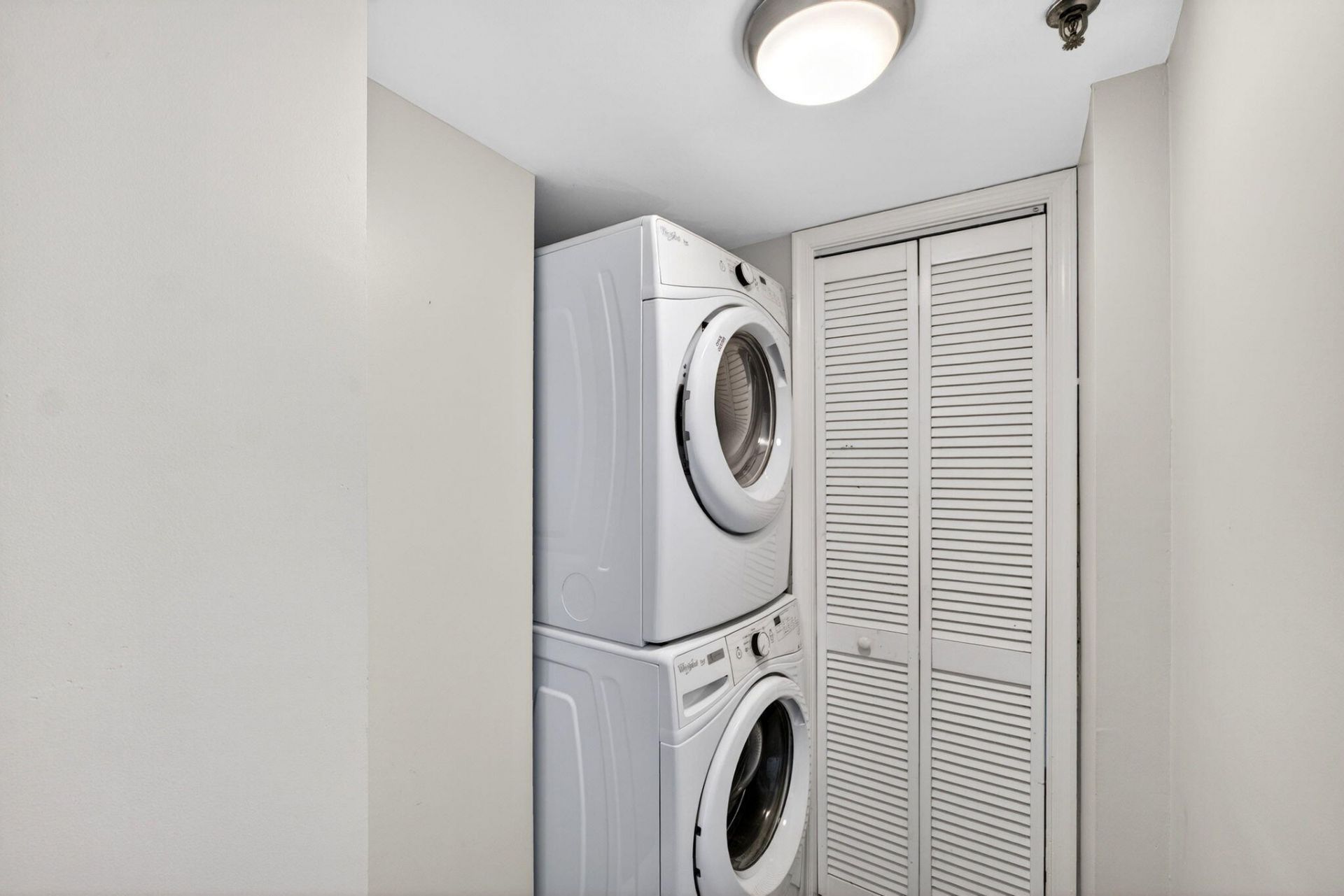 3901 S Flagler Drive, Unit 903, West Palm Beach, FL 33405 Photo