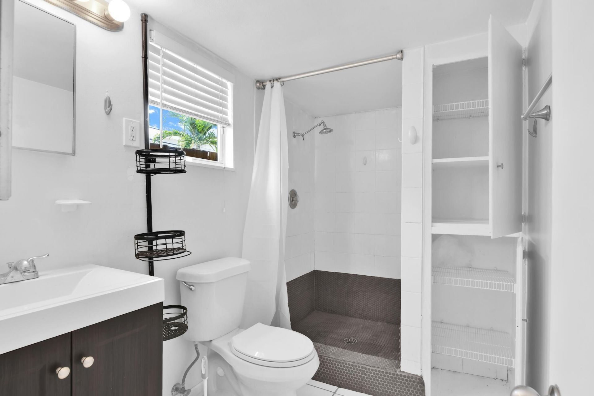 817 N J Street, Lake Worth Beach, FL 33460 Photo
