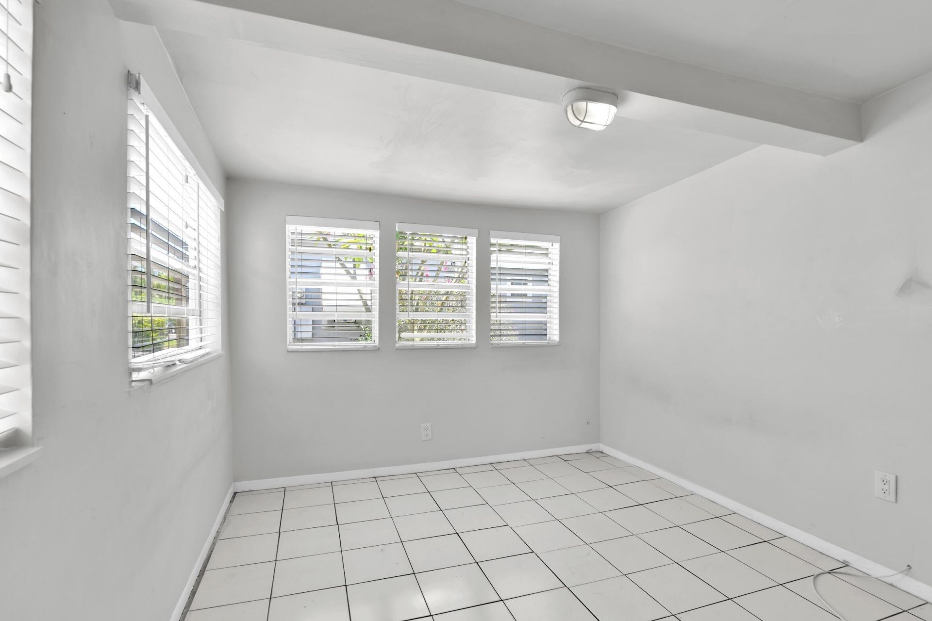 817 N J Street, Lake Worth Beach, FL 33460 Photo