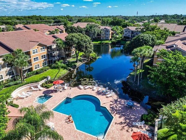 8955 Wiles Road, Unit 303, Coral Springs, FL 33067