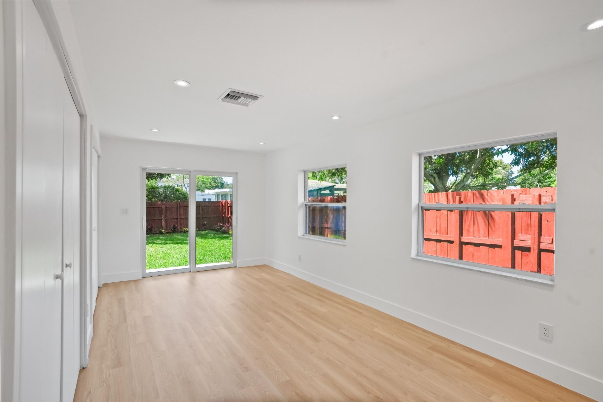 1404 NE 2nd Street, Pompano Beach, FL 33060 Photo