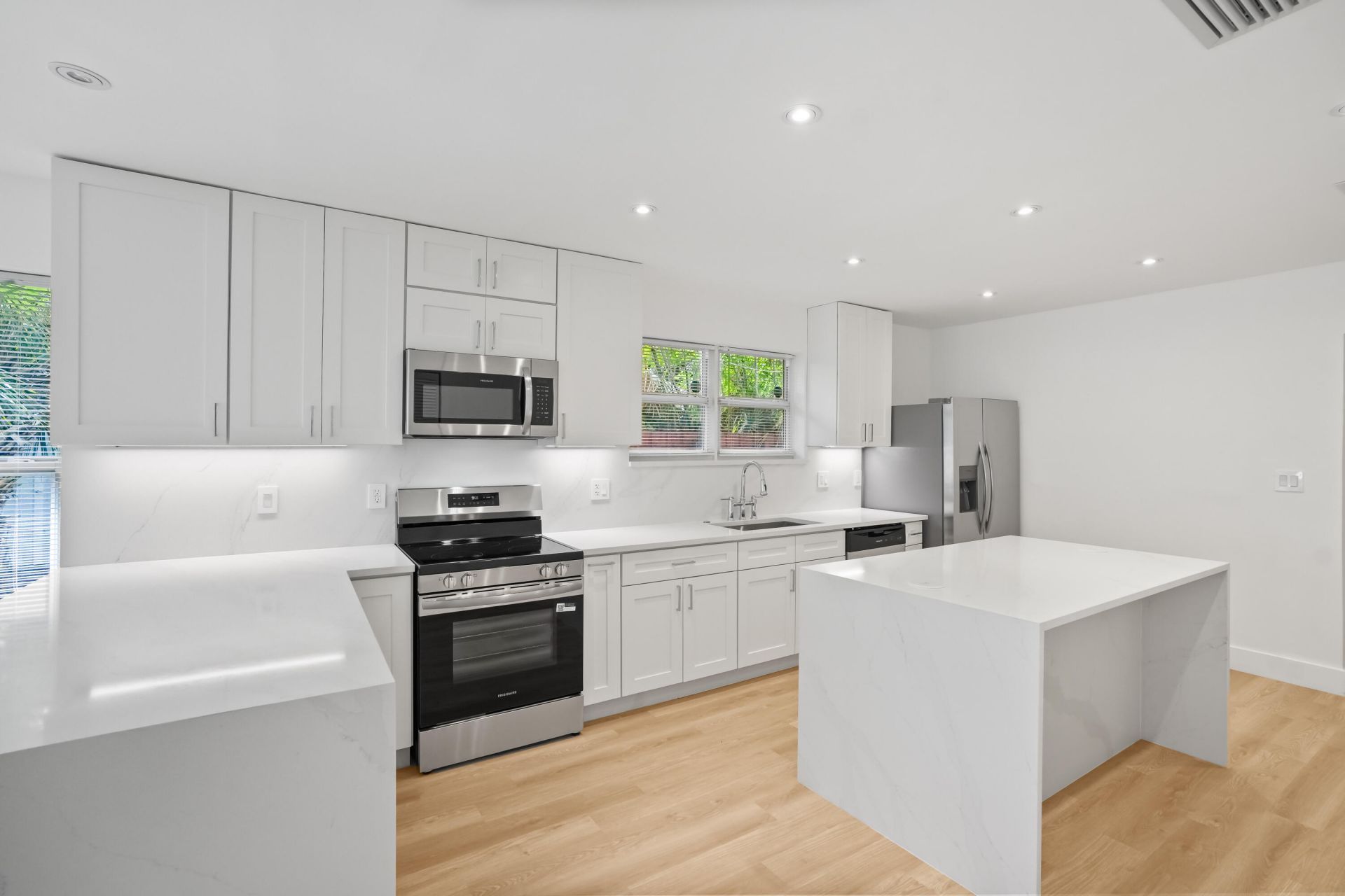 1404 NE 2nd Street, Pompano Beach, FL 33060 Photo