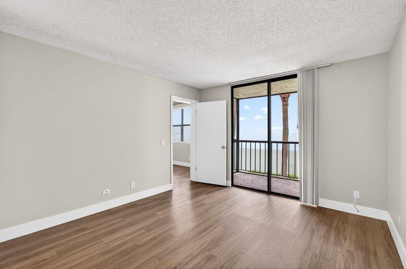 752 Executive Center Drive, Unit 24, West Palm Beach, FL 33401 Photo