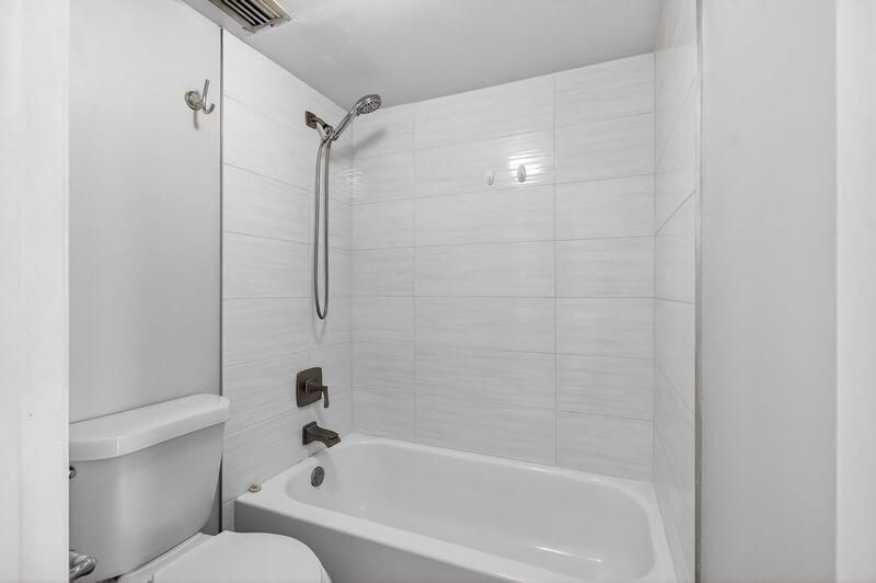 752 Executive Center Drive, Unit 24, West Palm Beach, FL 33401 Photo