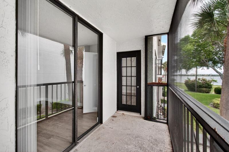 752 Executive Center Drive, Unit 24, West Palm Beach, FL 33401 Photo