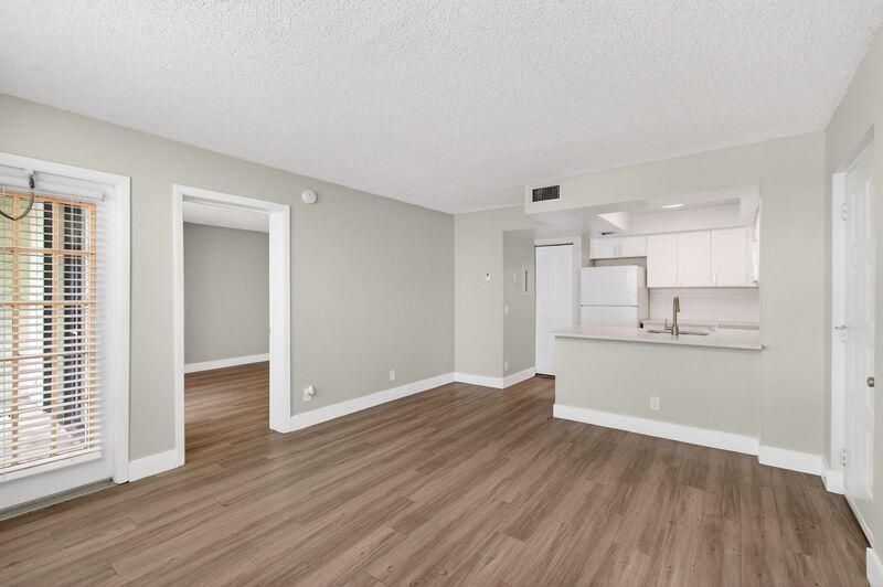752 Executive Center Drive, Unit 24, West Palm Beach, FL 33401 Photo