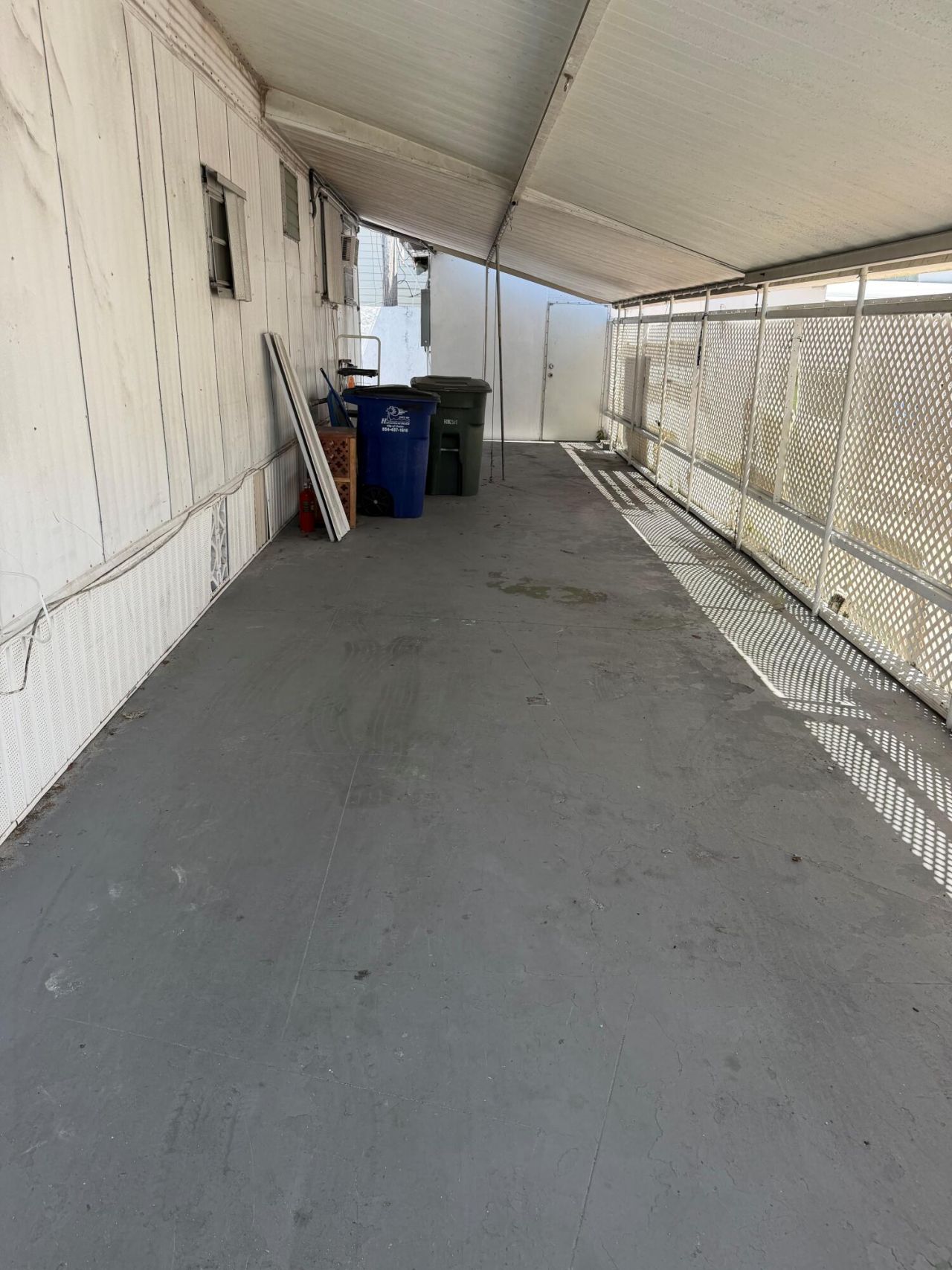 820 SW 1st Place, Hallandale Beach, FL 33009 Photo