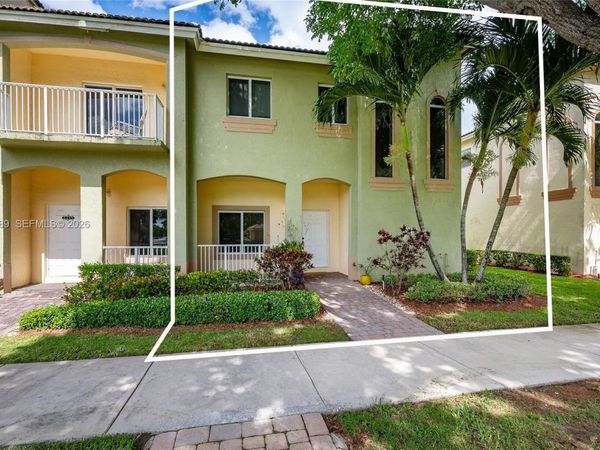 2343 SE 16th Pl , Homestead, FL 33035
