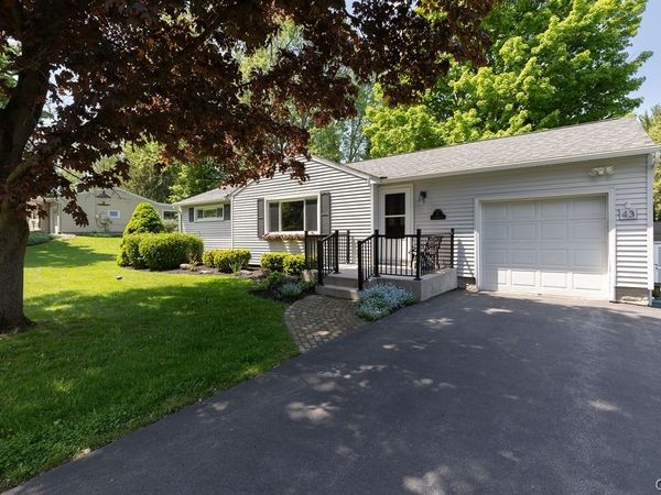 43 Richlee Drive , Camillus, NY 13031