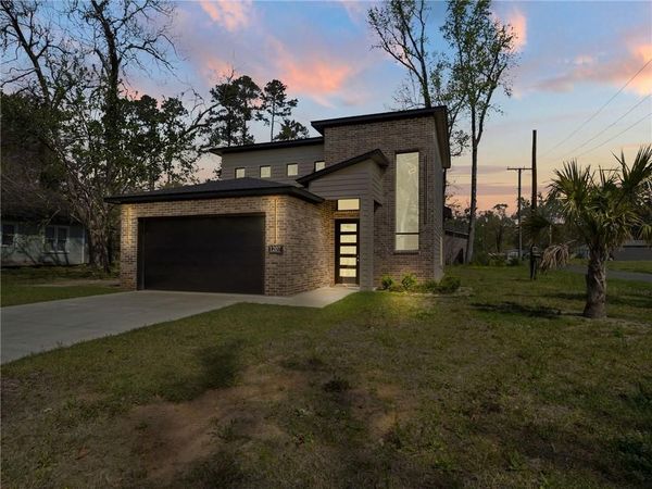 1207 CENTER Street, Winnfield, LA 71483