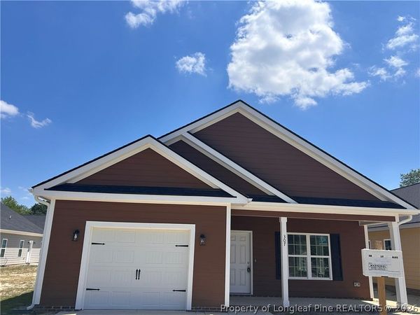 307 Elizabeth Street , Spring Lake, NC 28390
