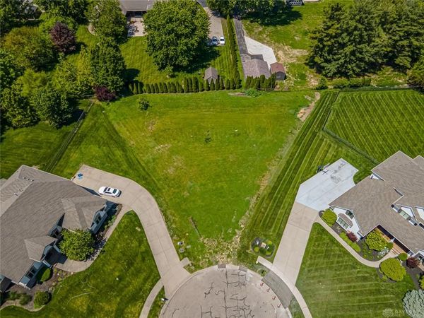 740 Abercorn Court, Washington TWP, OH 45458