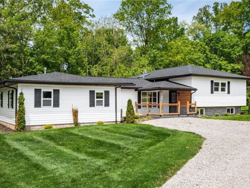 3185 Corvus Drive , Zanesville, OH 43701 Photo 1