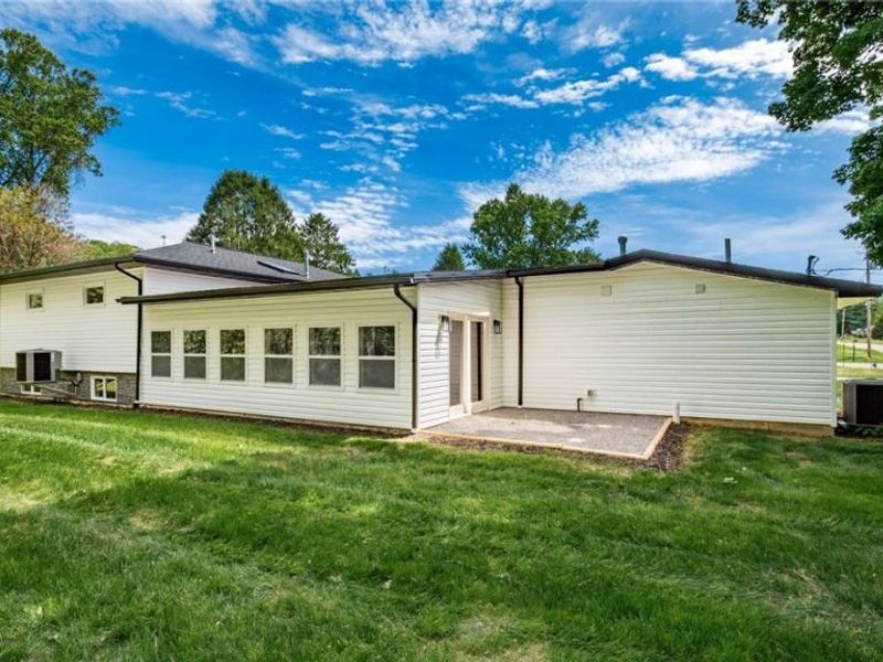 3185 Corvus Drive , Zanesville, OH 43701 Photo 7