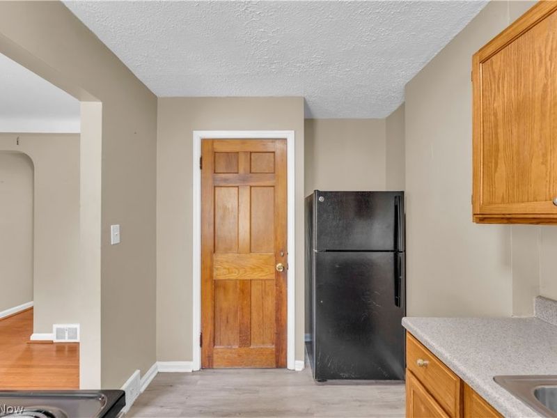 20470 Lake Shore Boulevard , Euclid, OH 44123 Photo 22