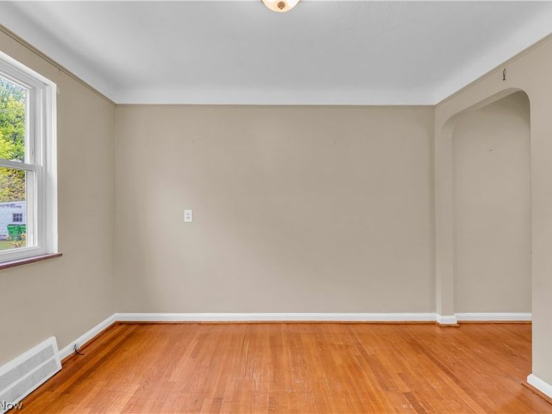 20470 Lake Shore Boulevard , Euclid, OH 44123 Photo 32