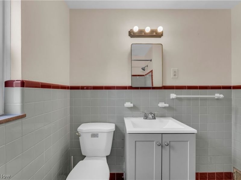 20470 Lake Shore Boulevard , Euclid, OH 44123 Photo 33