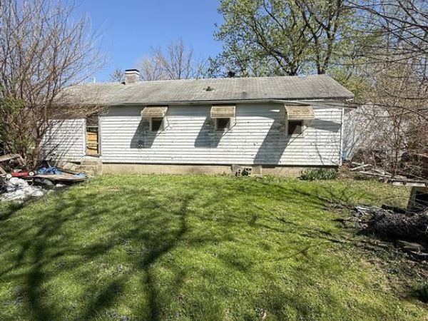 7276 N Green Meadows Estate, Fairland, IN 46126