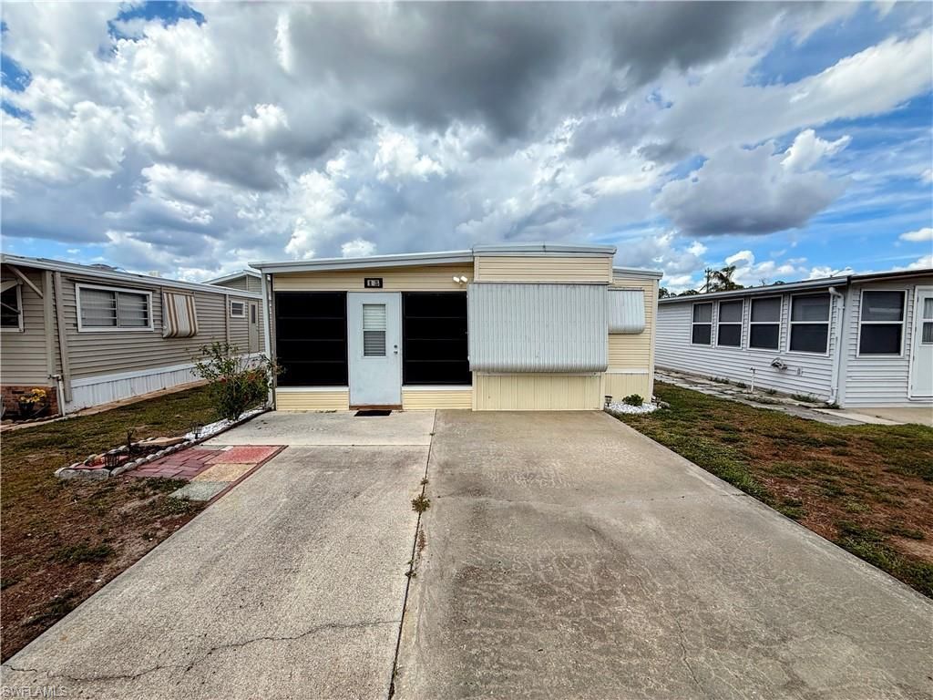 15 Fountain View Blvd , North Fort Myers, FL 33903 Photo
