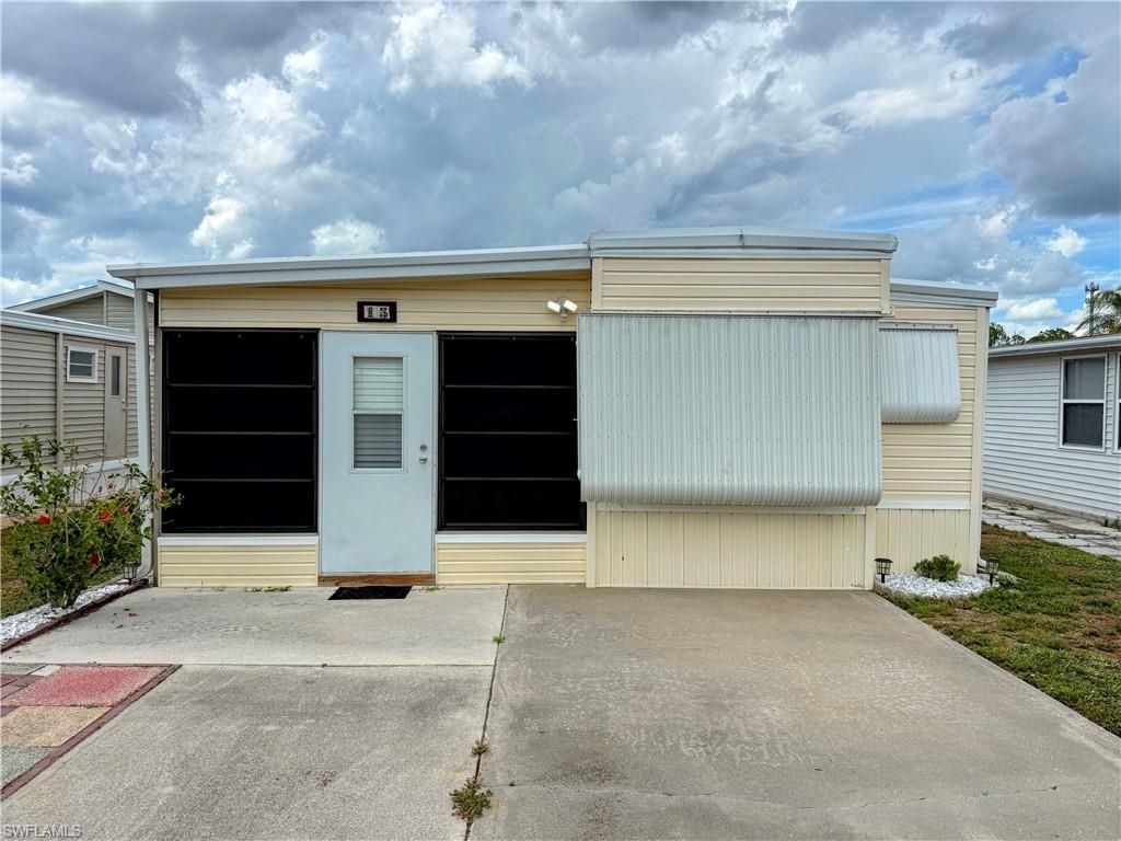 15 Fountain View Blvd , North Fort Myers, FL 33903 Photo