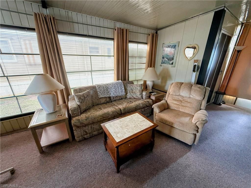 15 Fountain View Blvd , North Fort Myers, FL 33903 Photo