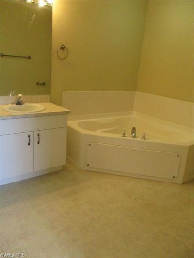 228 Ambury St , Fort Myers, FL 33913 Photo