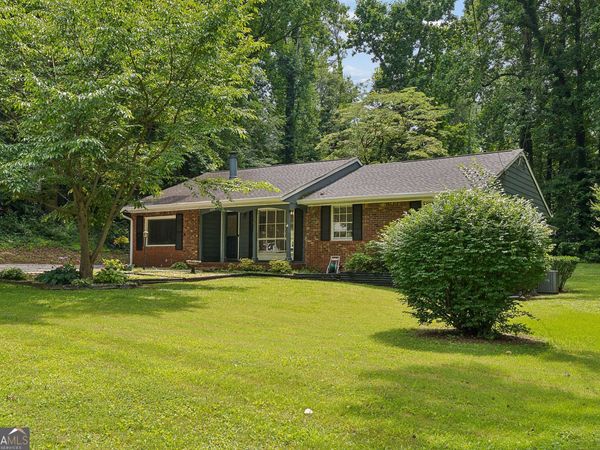 2530 Rolling View Drive SE, Smyrna, GA 30080