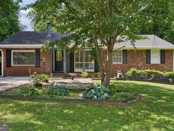 2530 Rolling View Drive SE, Smyrna, GA 30080