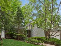 499 Highland Grove Drive, Buffalo Grove, IL 60089 primary photo