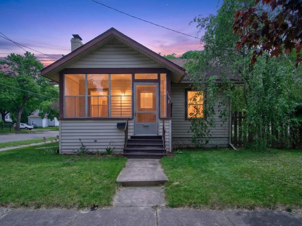 1101 Woodsum Street, Jackson, MI 49203