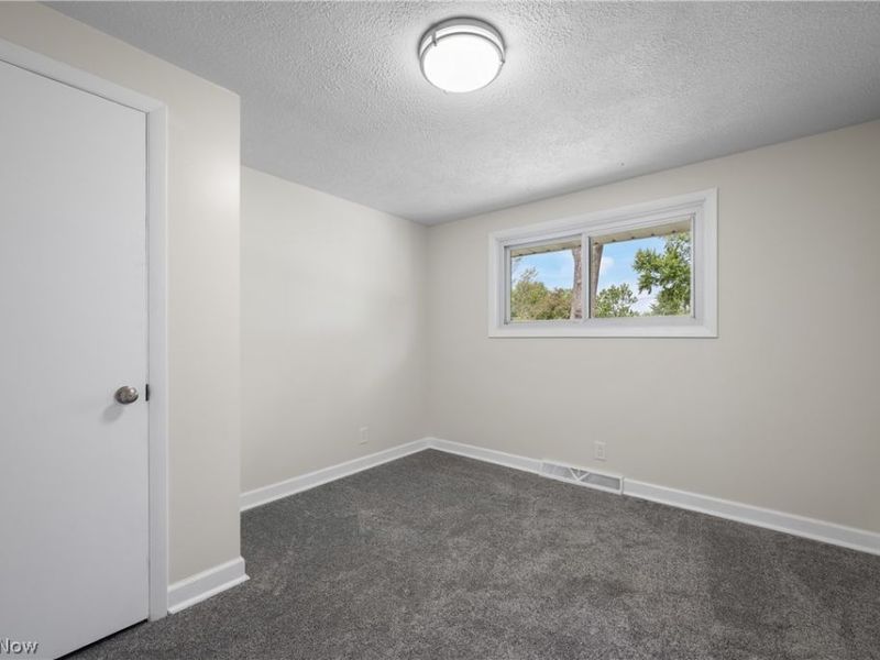 3845 Clark Street SW, Massillon, OH 44646 Photo 26