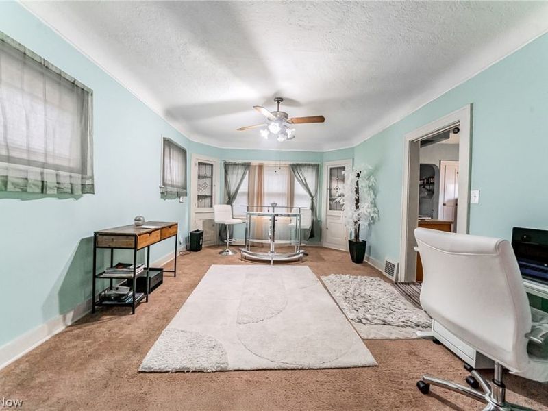 18701 Meredith Avenue, Euclid, OH 44119 Photo 11