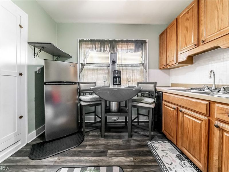 18701 Meredith Avenue, Euclid, OH 44119 Photo 16