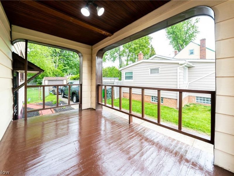 18701 Meredith Avenue, Euclid, OH 44119 Photo 6