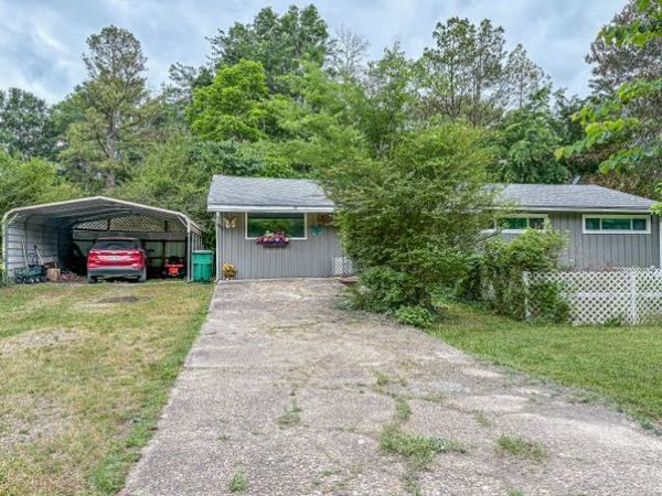 816 Park Street , Flippin, AR 72634