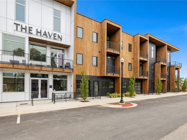905 4th Street , Unit 201, Bentonville, AR 72712
