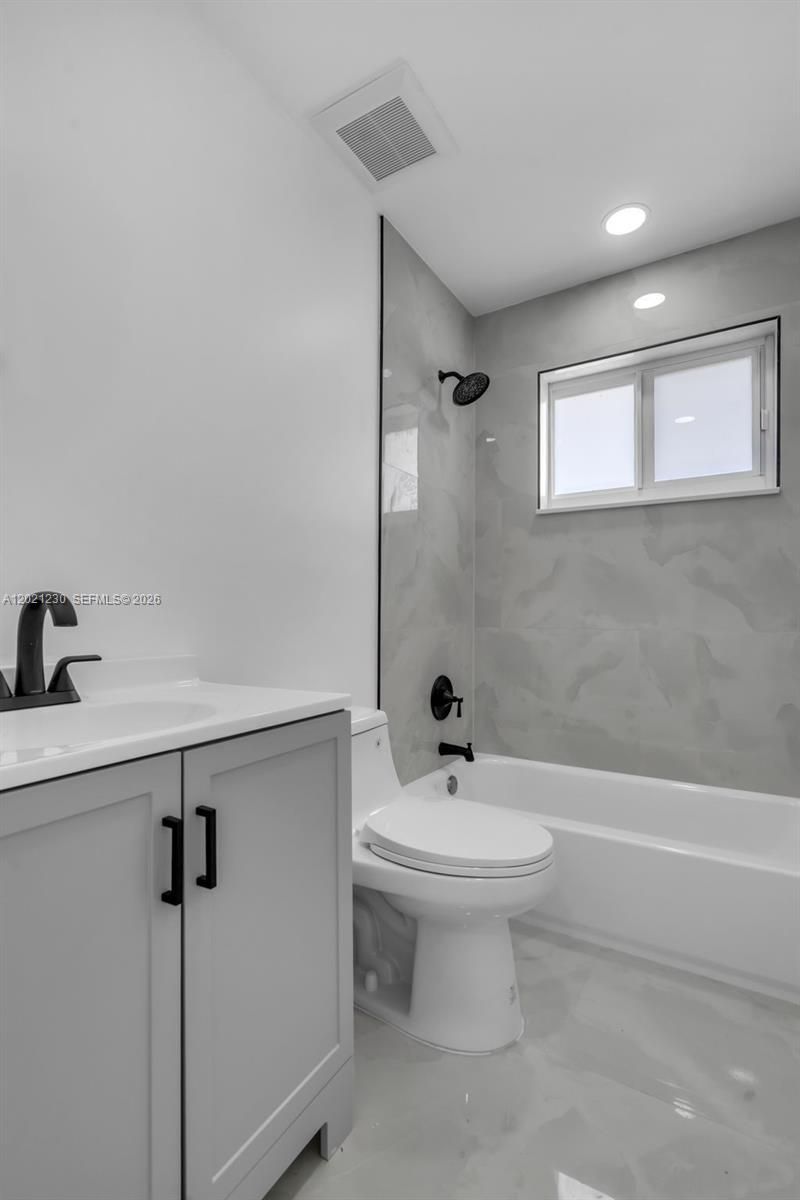 821 SW 7th Ave , Unit 2, Hallandale Beach, FL 33009 Photo
