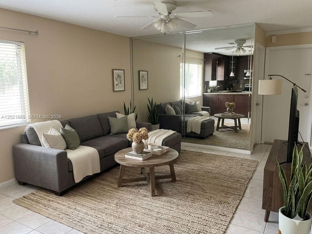 8801 SW 9th Ct, Pembroke Pines, FL 33025 Photo