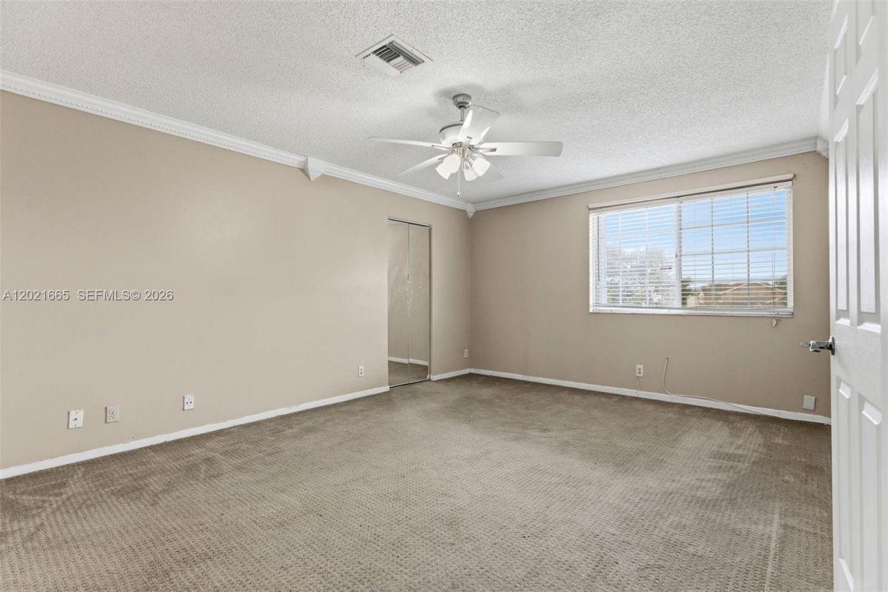 8801 SW 9th Ct, Pembroke Pines, FL 33025 Photo