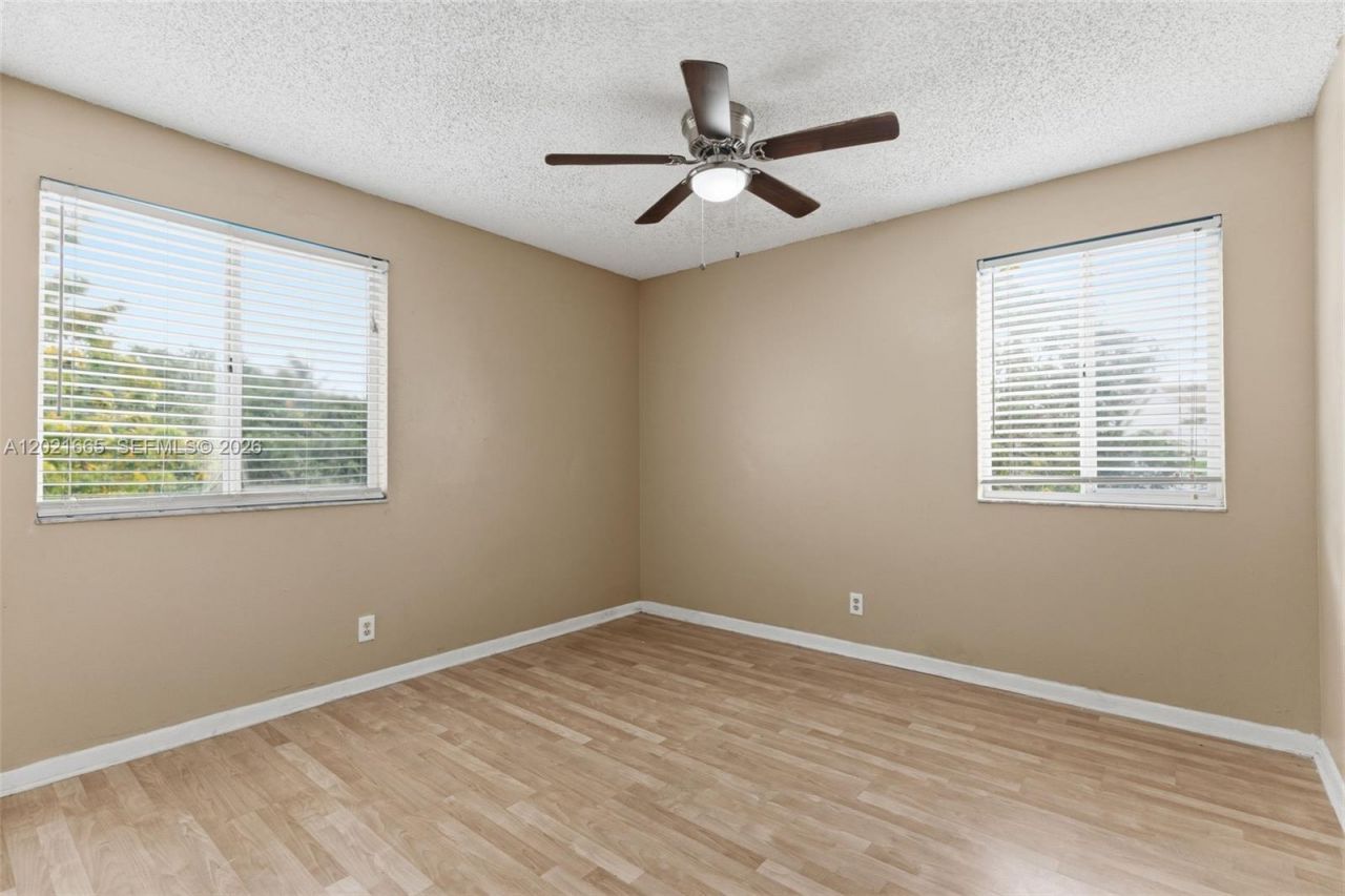 8801 SW 9th Ct, Pembroke Pines, FL 33025 Photo