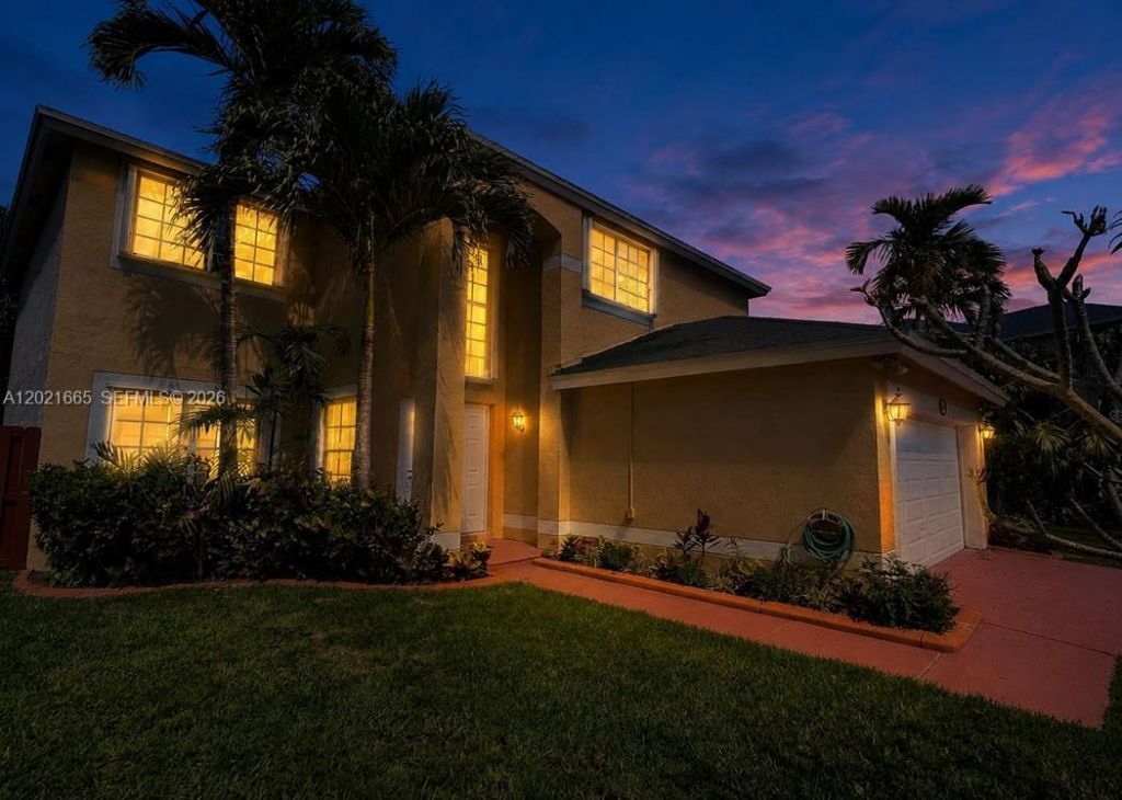 8801 SW 9th Ct, Pembroke Pines, FL 33025 Photo