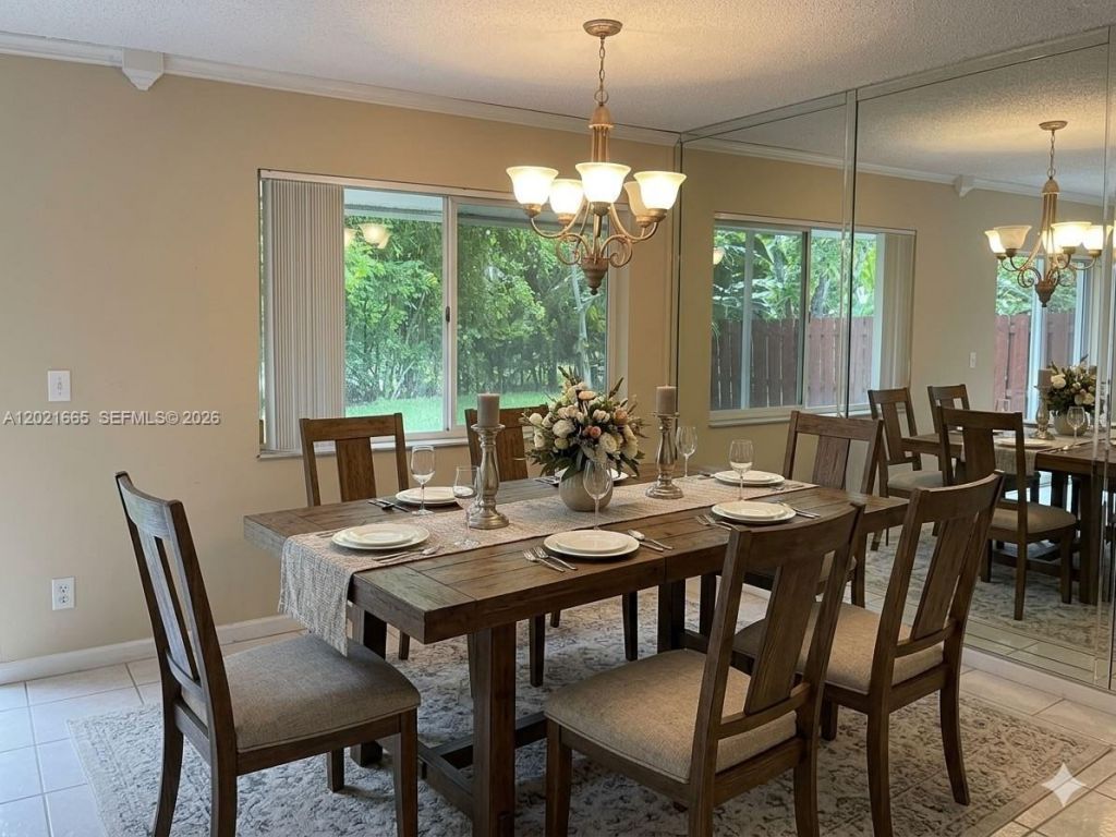 8801 SW 9th Ct, Pembroke Pines, FL 33025 Photo